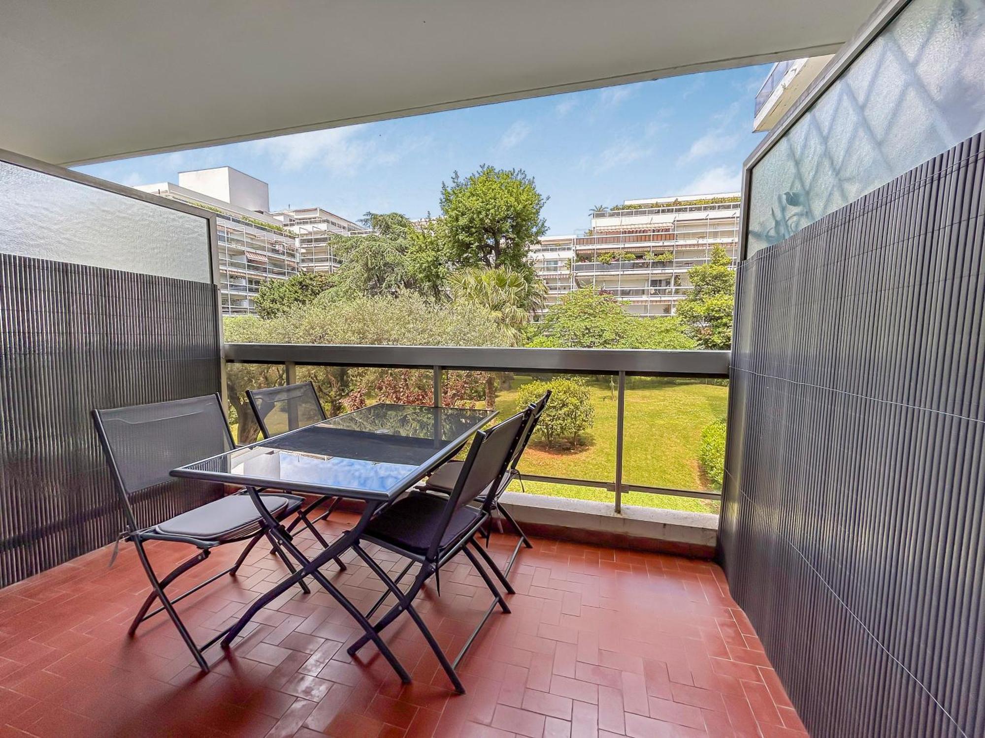 Joli Studio 4Pers Piscine Tout Confort Juan-les-Pins Extérieur photo