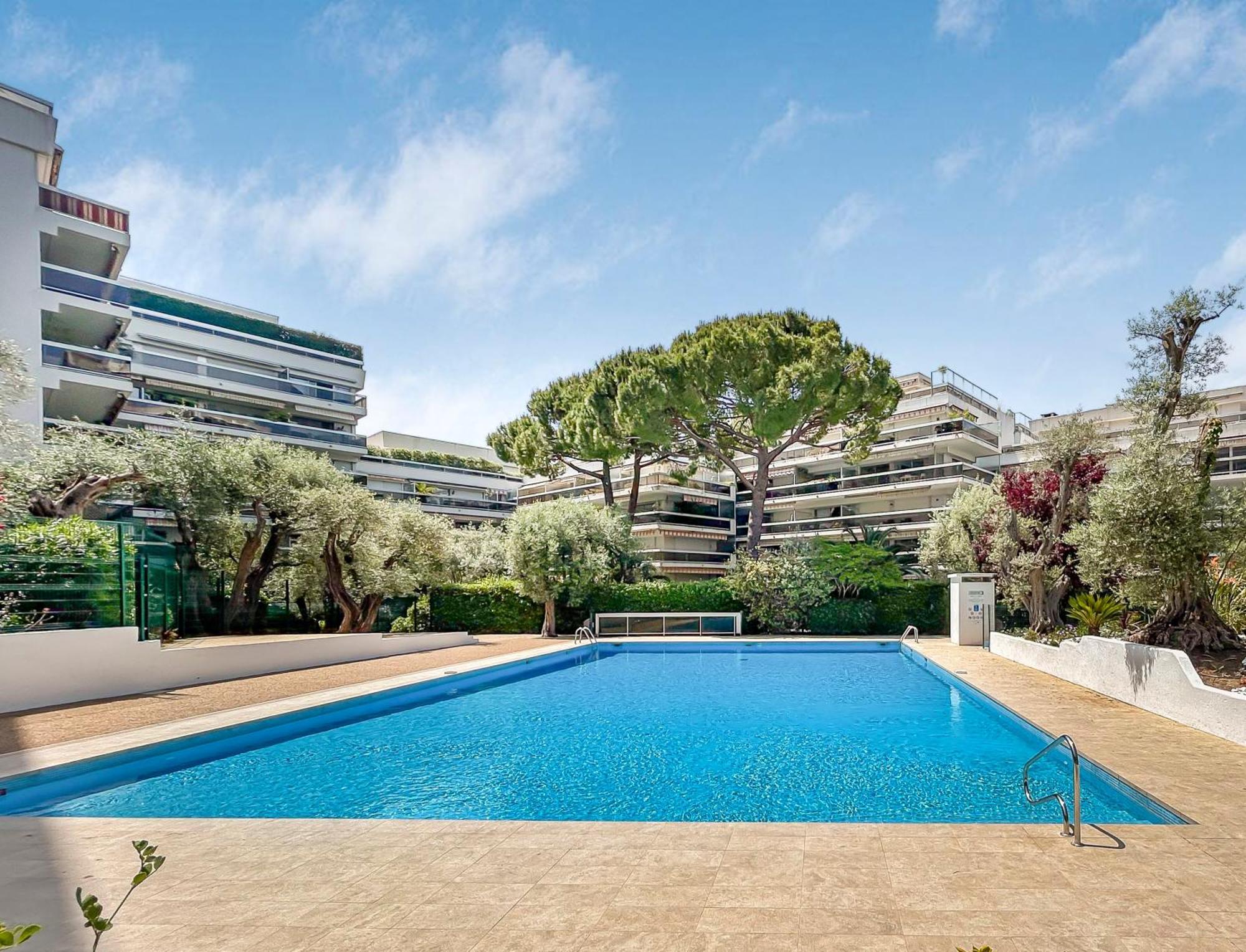 Joli Studio 4Pers Piscine Tout Confort Juan-les-Pins Extérieur photo